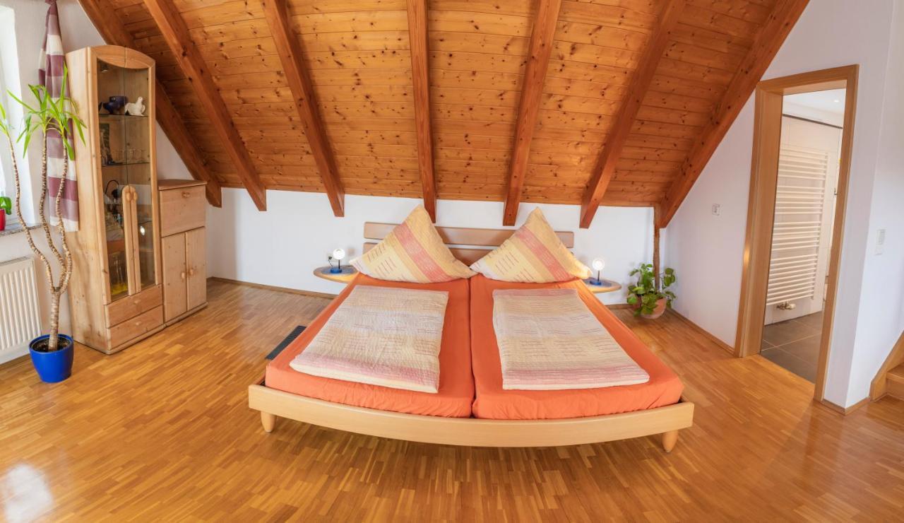Apartment / Ferienwohnungen Christ Rothenburg ob der Tauber Extérieur photo