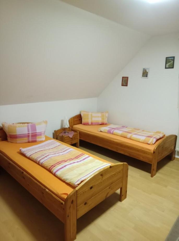 Apartment / Ferienwohnungen Christ Rothenburg ob der Tauber Extérieur photo
