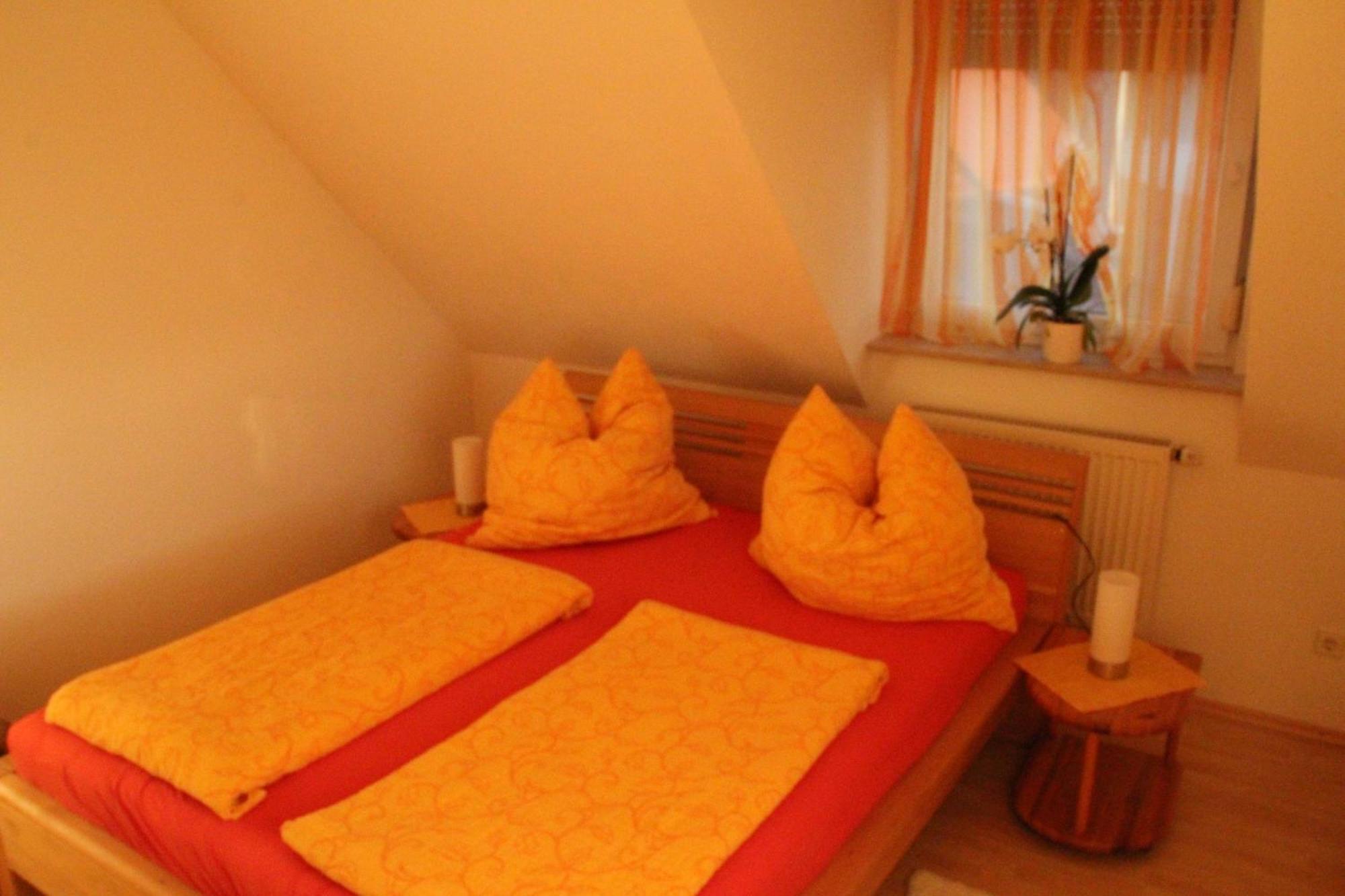 Apartment / Ferienwohnungen Christ Rothenburg ob der Tauber Extérieur photo