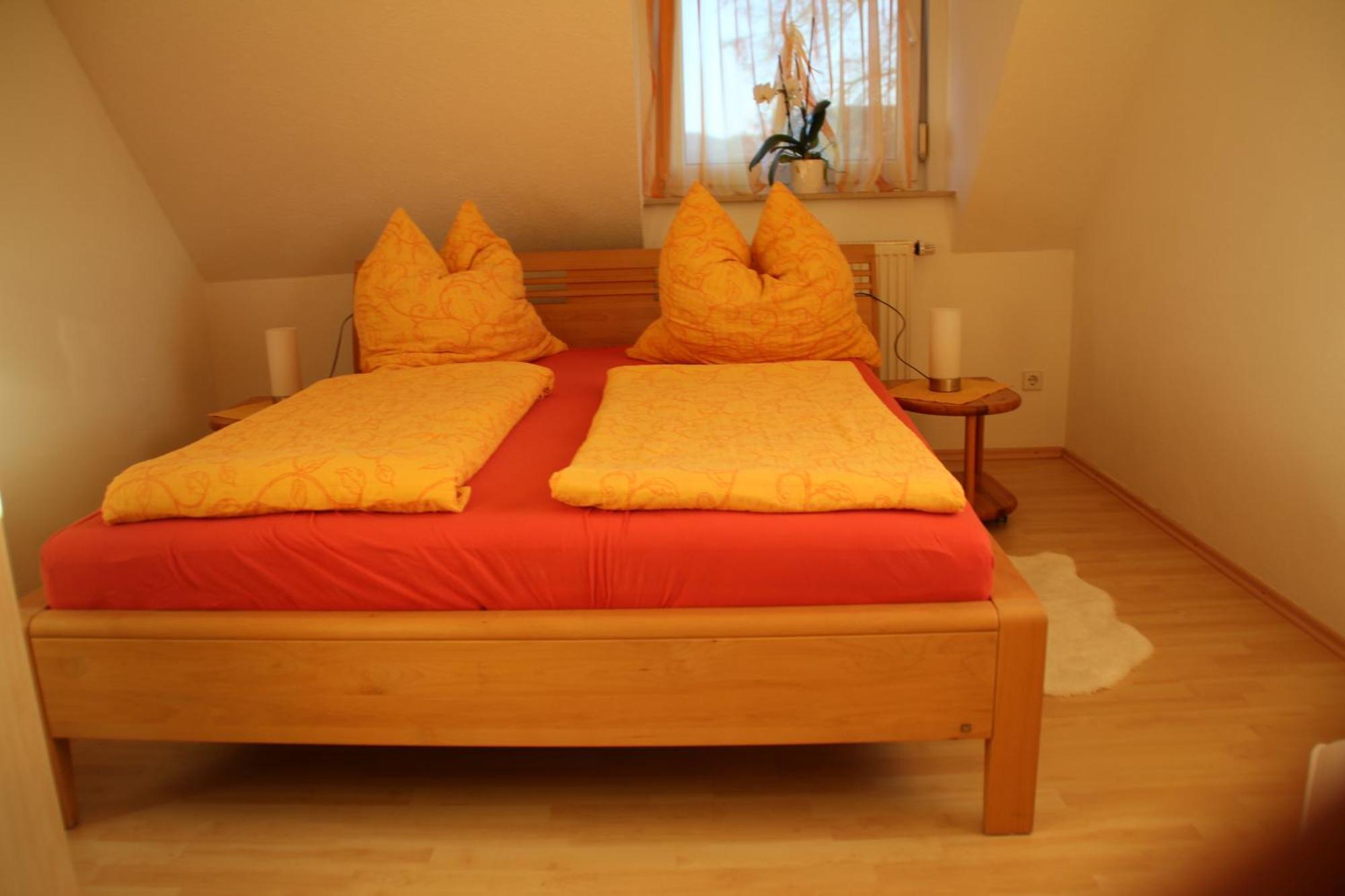 Apartment / Ferienwohnungen Christ Rothenburg ob der Tauber Extérieur photo